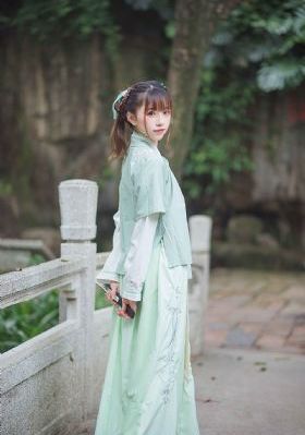 又黄又硬的视频