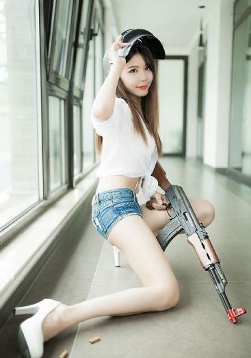 石野容子