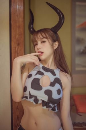 女邻居3
